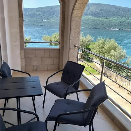 Apartments Villa Danilovic Herceg Novi Exterior photo